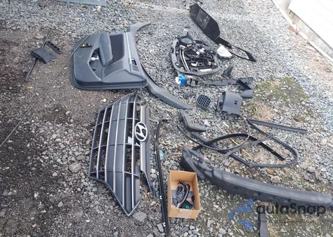 2020 Hyundai Elantra Sel z USA, uszkodzony, nr VIN 5NPD84LF8LH570384